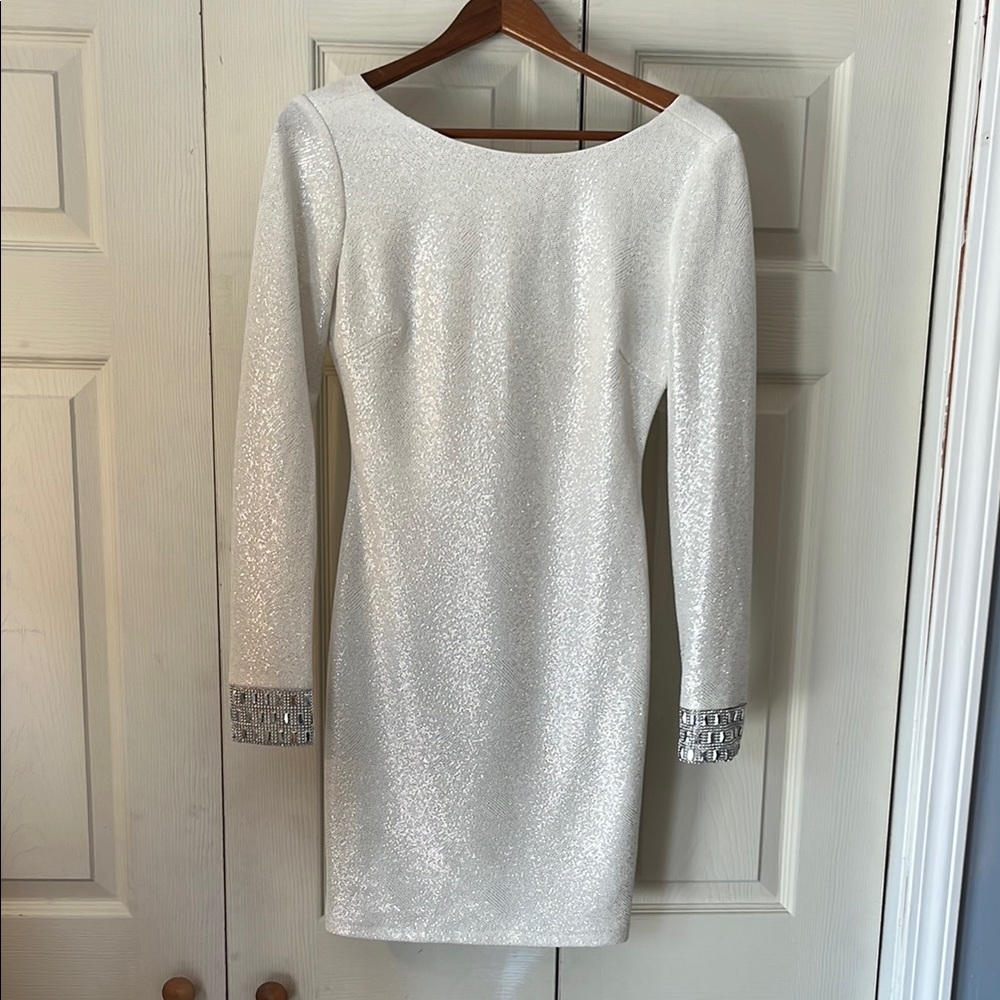 City Studio Elegant White Long Sleeve Dress